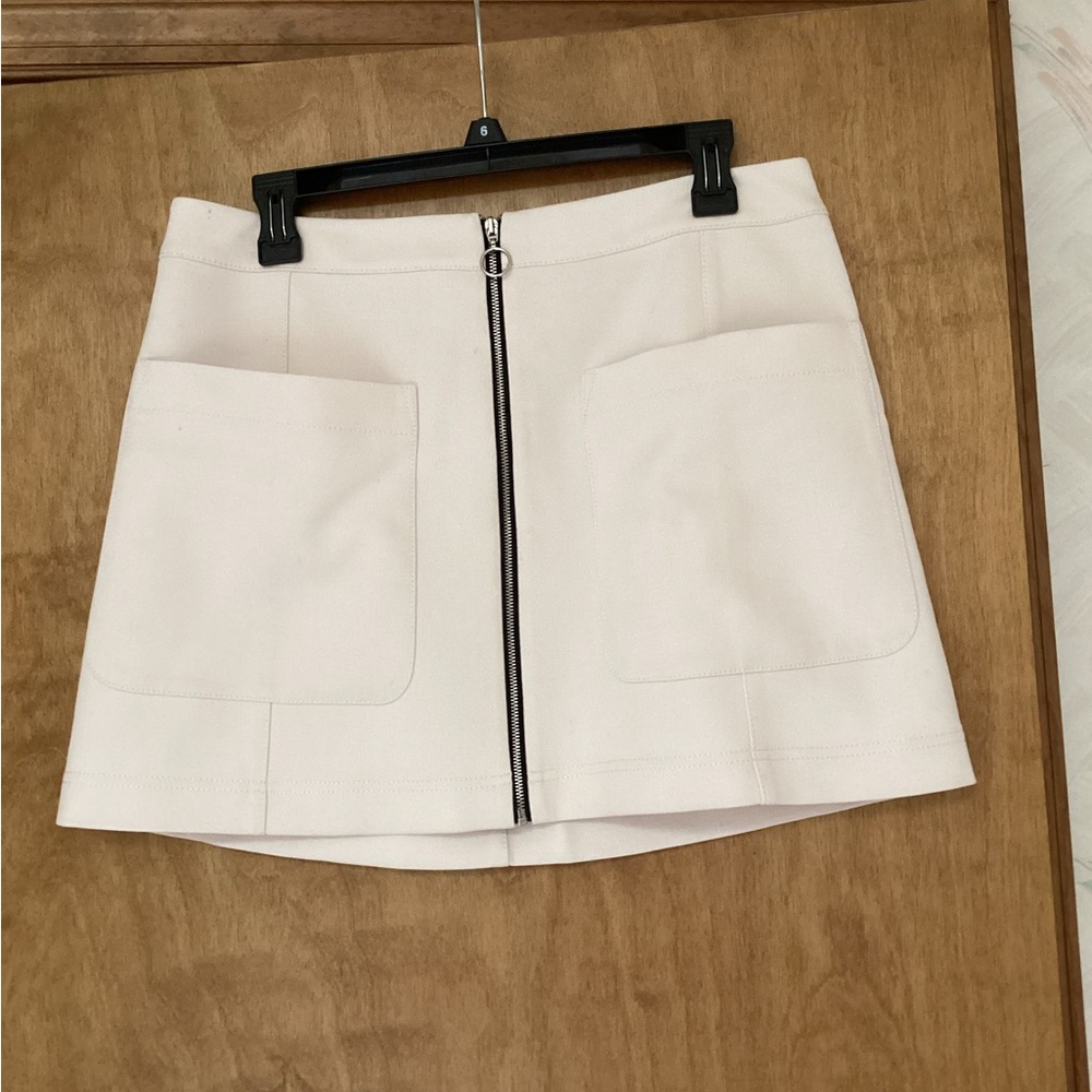 Rachel Roy, 10,White Front-Zip Mini Skirt with Patch Pockets